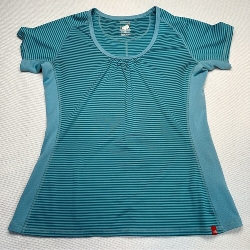 North Face Vapor Wick Blue Stripe Short Sleeve Top